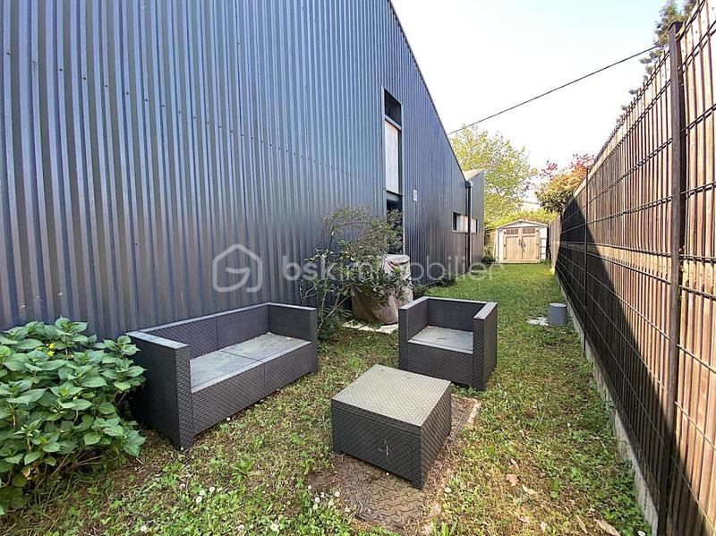 Loft - 124 m² - 4 pièces