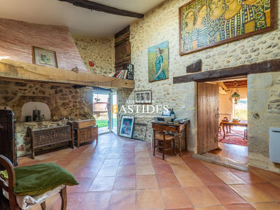 Maison ancienne - 319 m² - 10 pièces