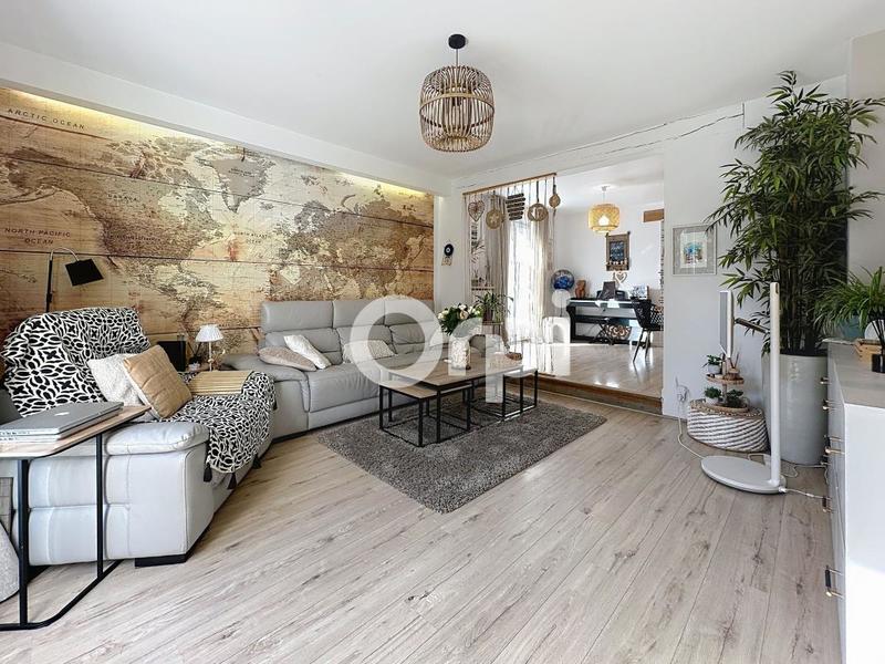 Maison - 153 m² - 5 pièces