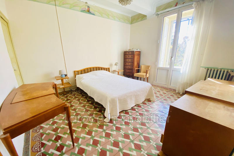 Maison - 308 m² - 13 pièces