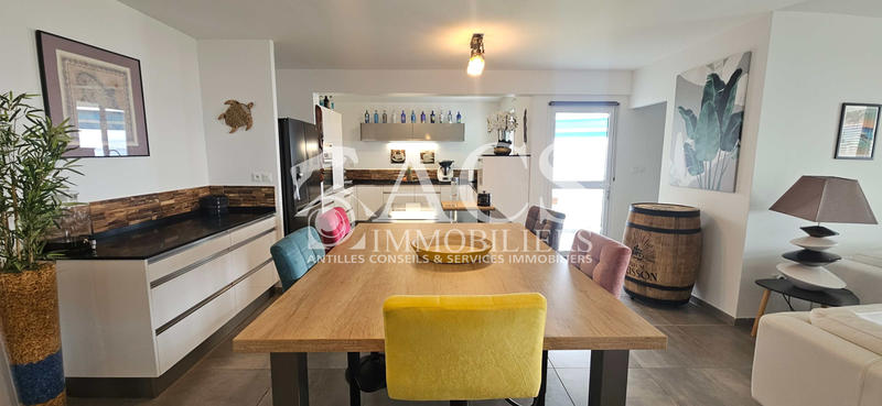 Appartement - 128 m² - 4 pièces