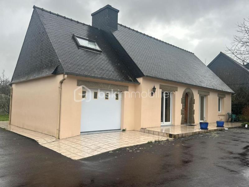 Maison traditionnelle - 79 m² - 5 pièces