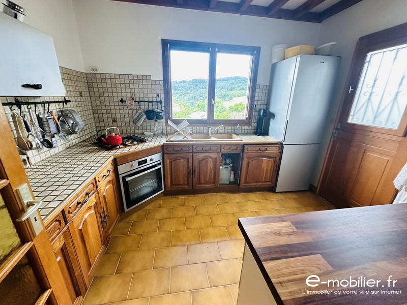 Maison - 80 m² - 4 pièces