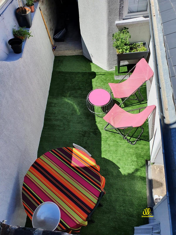 Maison - 94 m² - 5 pièces