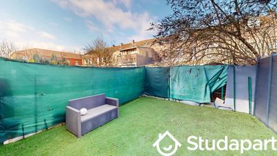 Chambre - 11 m² - 1 pièce