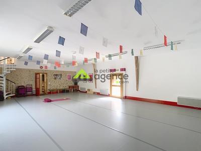 Maison - 191 m² - 4 pièces