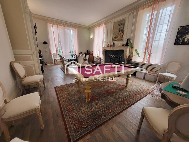 Propriété - 400 m² - 15 pièces