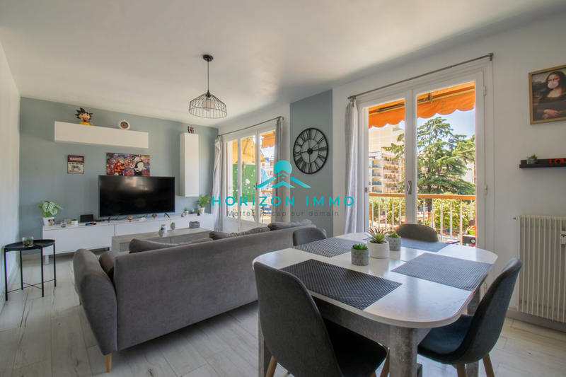 Appartement - 65 m² - 3 pièces