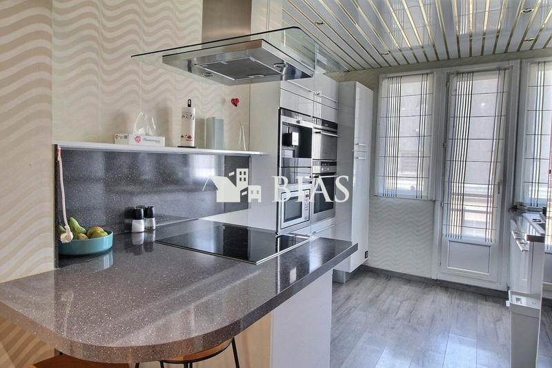 Appartement - 74 m² - 3 pièces