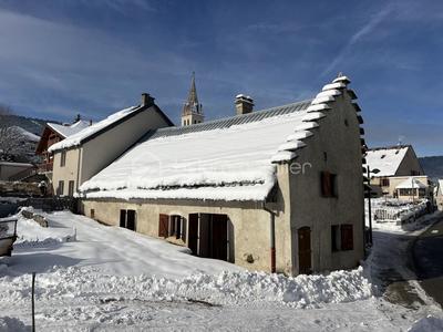 Maison ancienne - 120 m² - 3 pièces