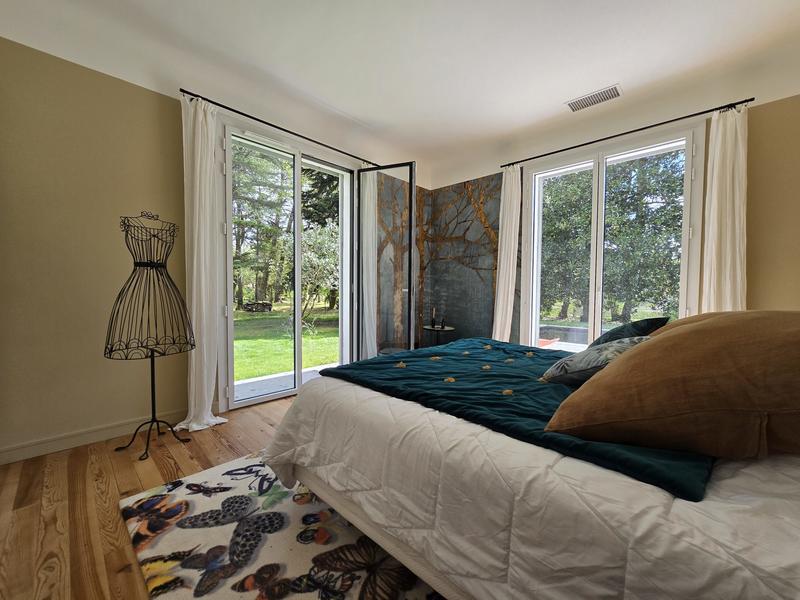 Maison - 202 m² - 6 pièces