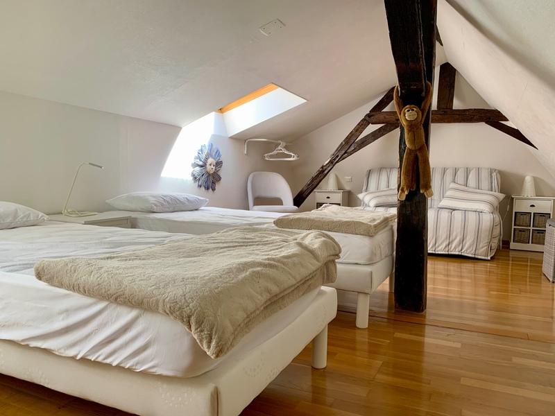 Maison en pierre - 140 m² - 6 pièces