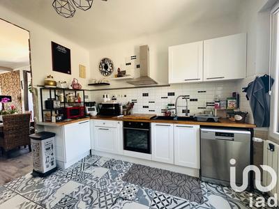 Maison - 174 m² - 8 pièces