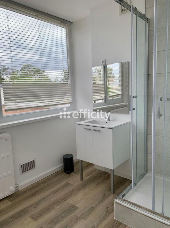 Immeuble - 120 m² - 7 pièces