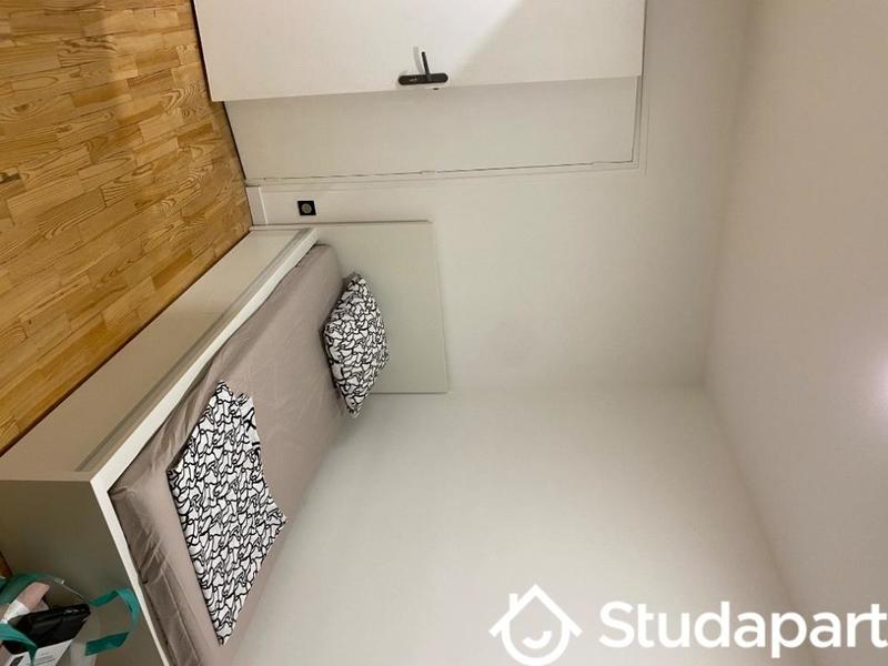 Chambre - 10 m² - 1 pièce