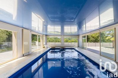 Maison - 294 m² - 7 pièces