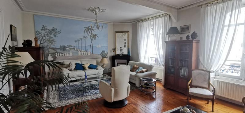 Duplex - 169 m² - 7 pièces