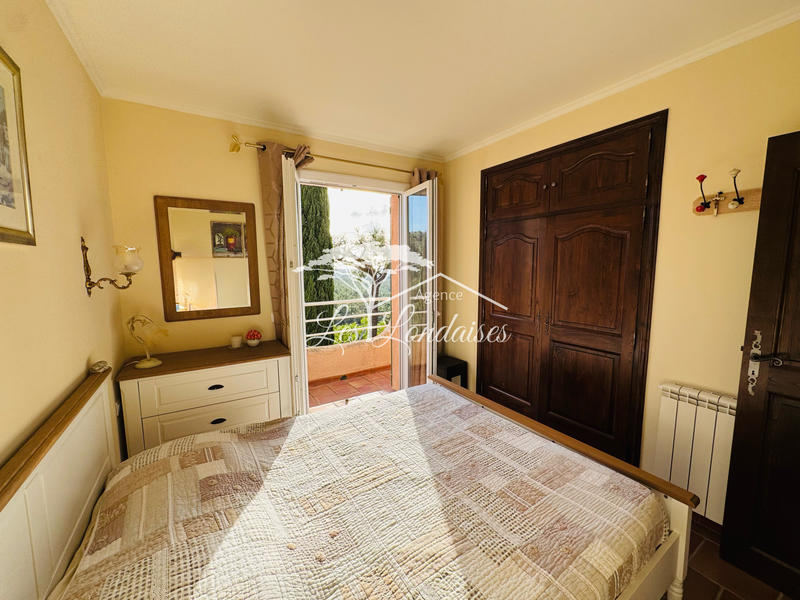 Maison - 229 m² - 11 pièces