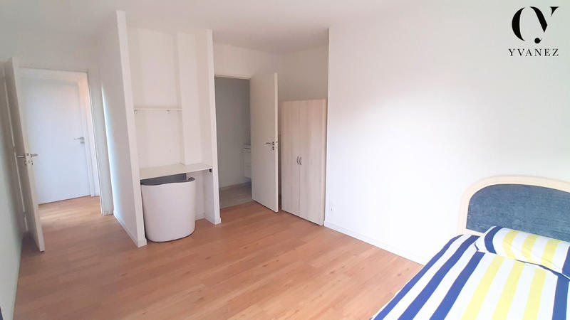 Maison - 151 m² - 7 pièces