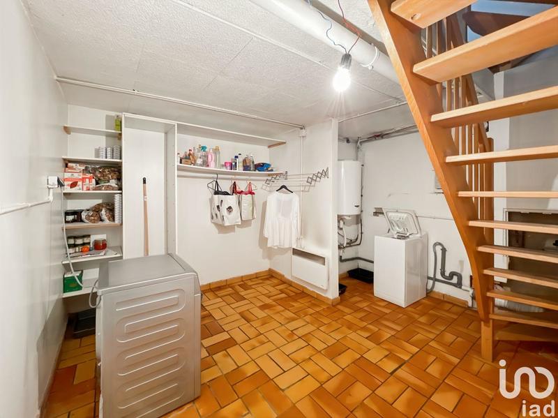 Maison - 107 m² - 6 pièces