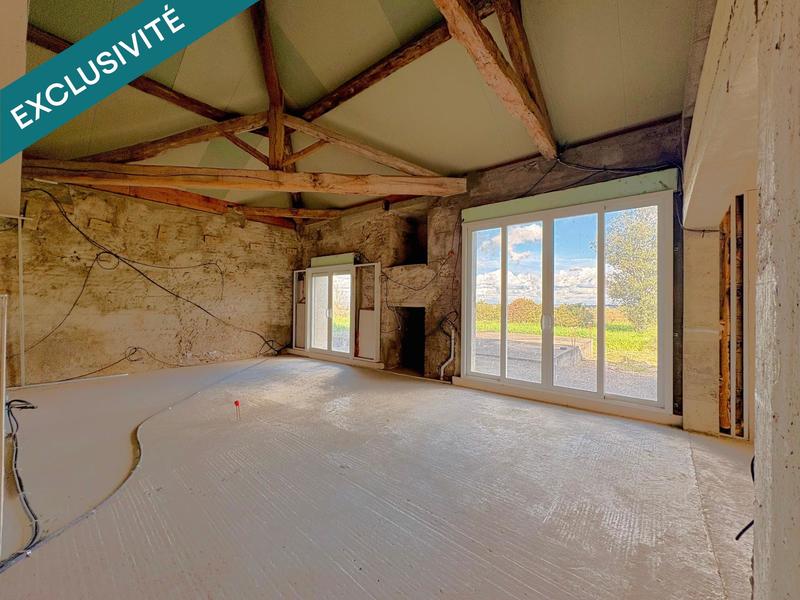 Maison - 360 m² - 8 pièces