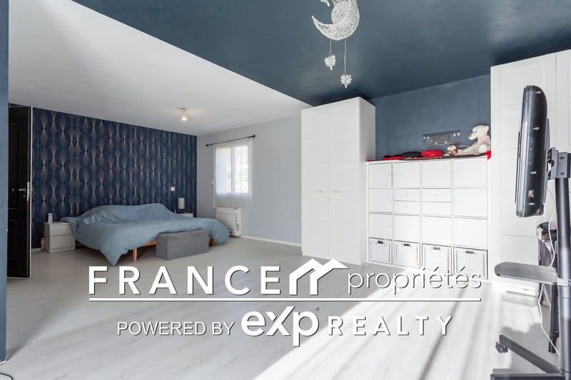 Maison contemporaine - 160 m² - 4 pièces