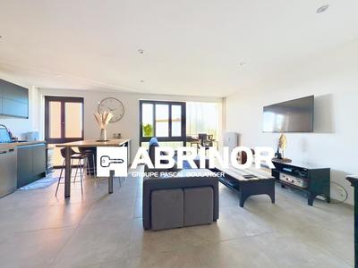 Appartement - 81 m² - 4 pièces