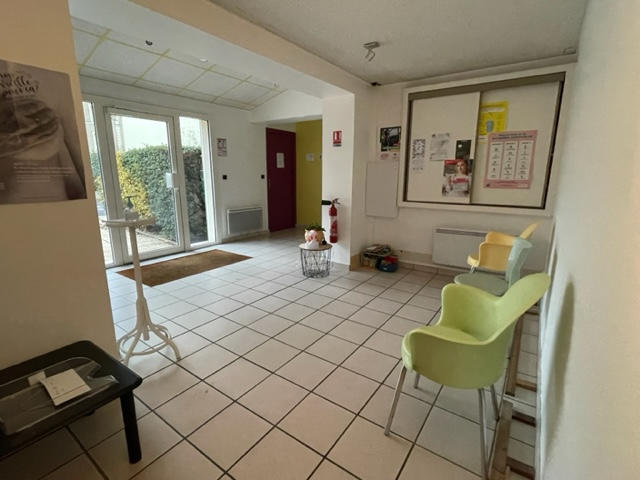 Bureau - 30 m² - 2 pièces