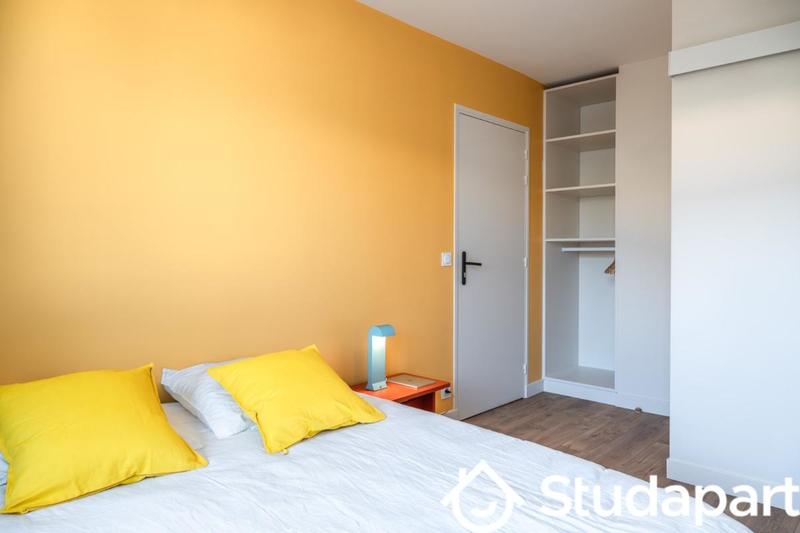 Chambre - 18 m² - 1 pièce