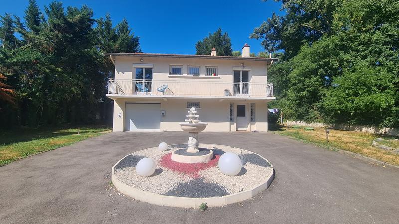 Maison - 170 m² - 7 pièces
