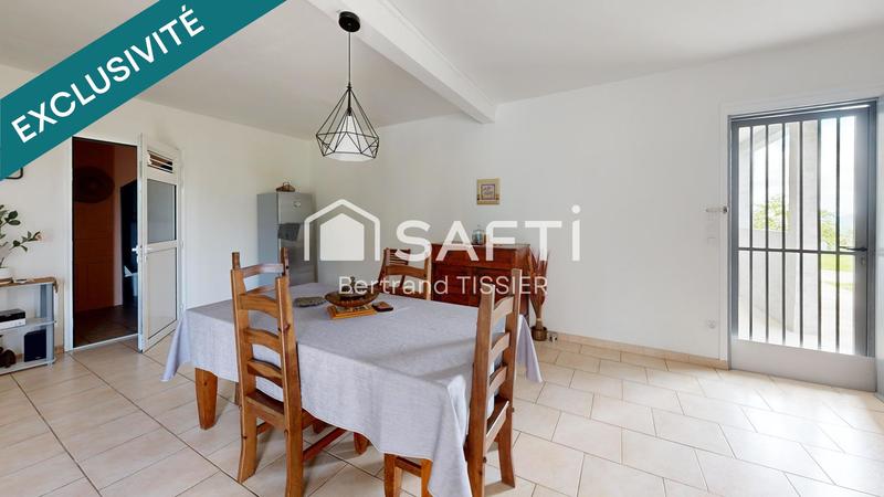 Maison - 200 m² - 6 pièces