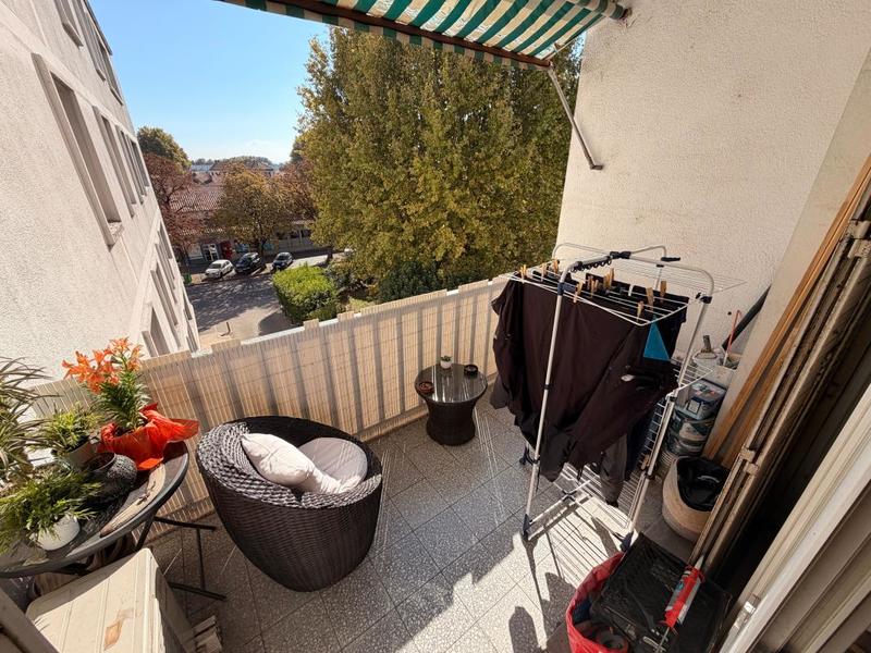 Appartement - 90 m² - 4 pièces