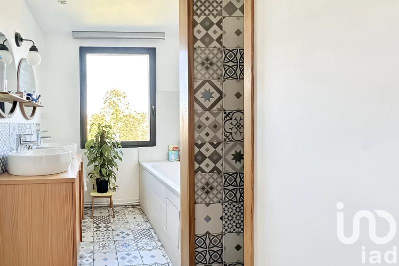 Maison - 152 m² - 5 pièces