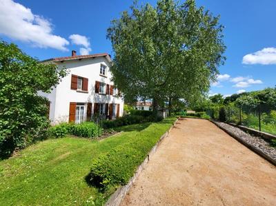 Maison - 176 m² - 6 pièces