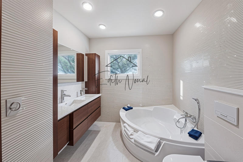 Villa - 137 m² - 5 pièces