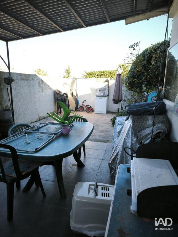 Local commercial - 215 m²