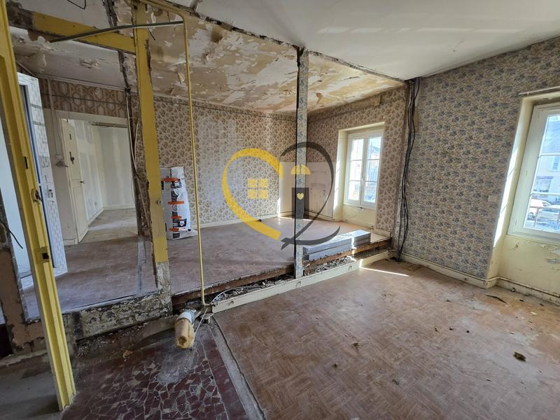 Immeuble mixte - 170 m² - 6 pièces