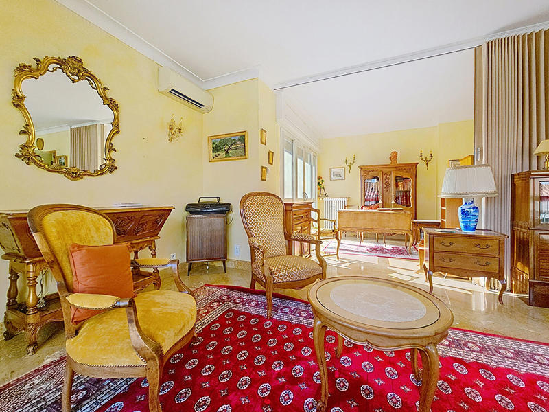 Appartement - 136 m² - 5 pièces