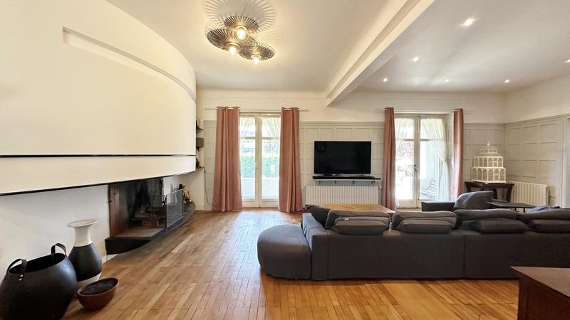 Maison bourgeoise - 273 m² - 7 pièces