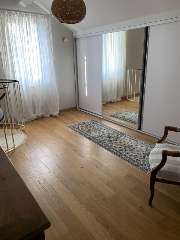 Maison bourgeoise - 235 m² - 6 pièces