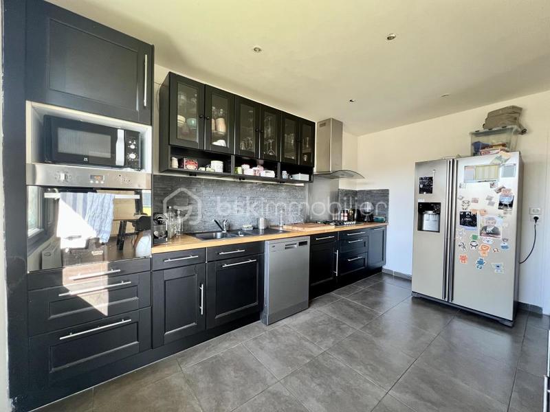 Maison - 150 m² - 5 pièces