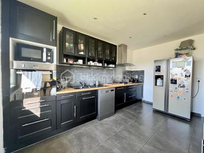 Maison - 150 m² - 5 pièces