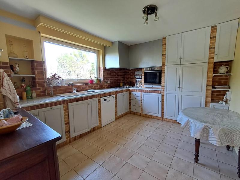 Villa - 200 m² - 6 pièces