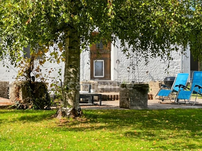 Propriété - 690 m² - 27 pièces