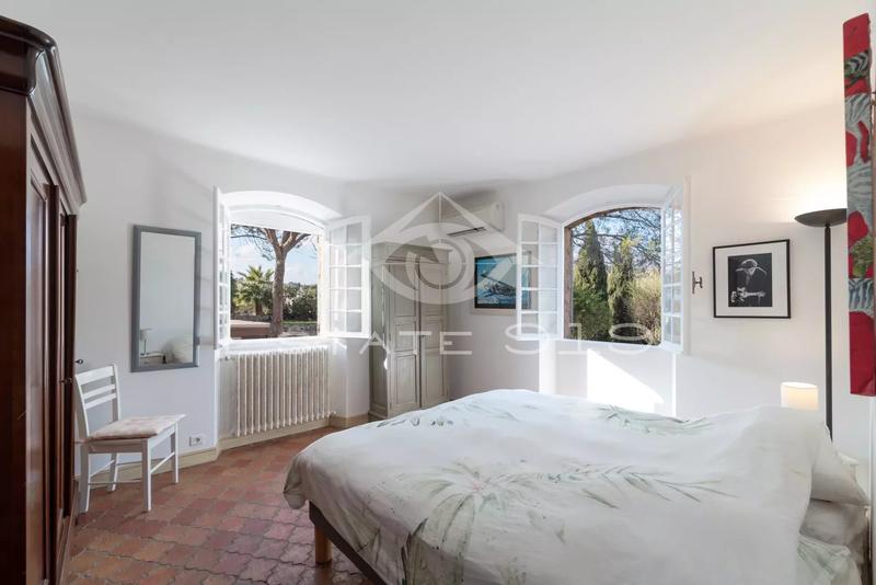 Villa - 188 m² - 7 pièces