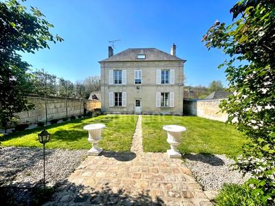 Maison bourgeoise - 152 m² - 7 pièces