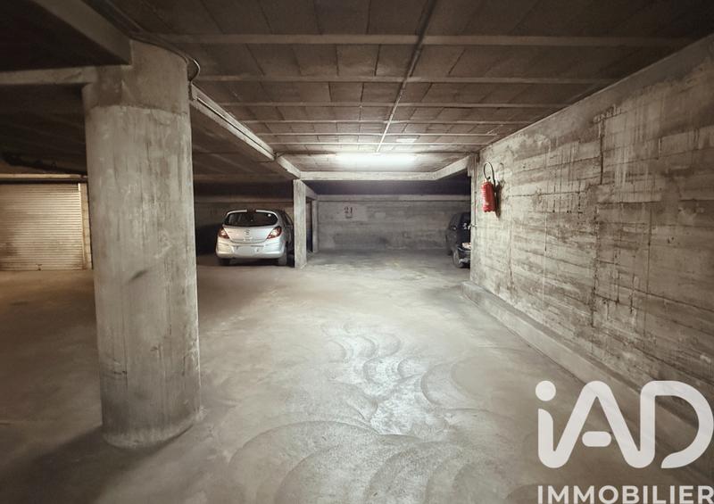 Parking - 11 m²