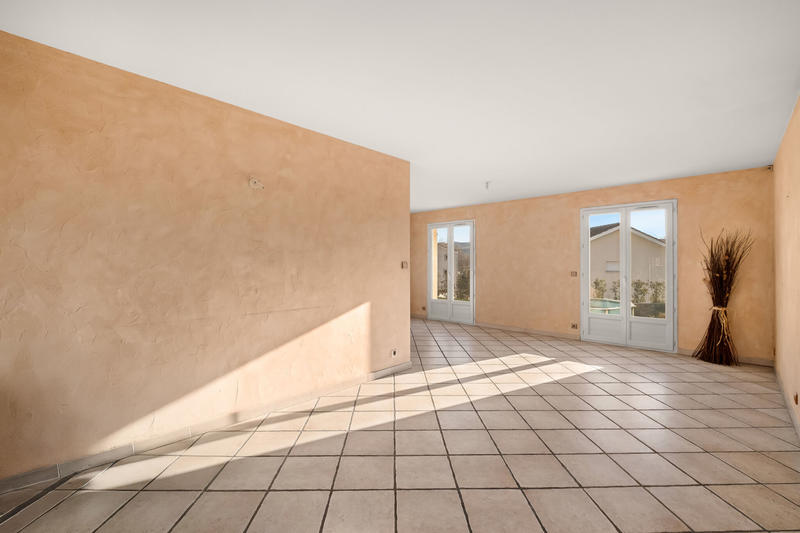 Maison - 122 m² - 6 pièces