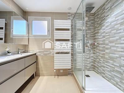 Appartement - 84 m² - 4 pièces