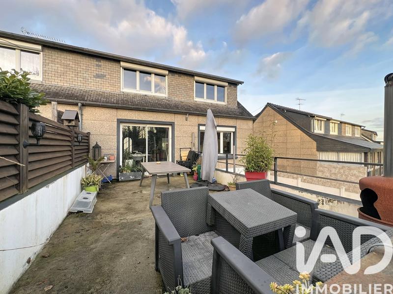 Maison - 88 m² - 4 pièces